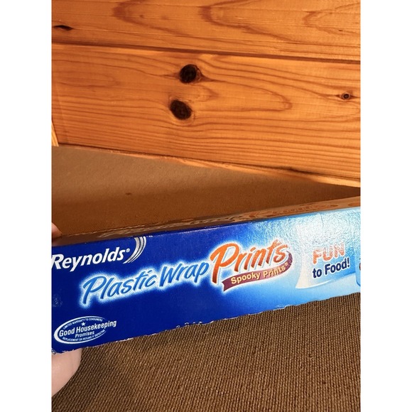 NEW Vintage Reynolds Plastic Wrap Spooky Prints 2001 - 25 Sq Feet (SU45) - Picture 7 of 9